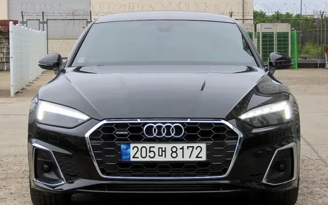 더뉴그랜드스타렉스 중고차 A5 (F5) 40 TFSI 콰트로 프리미엄 스포트백 매물 사진 18 - 2023/03 42,160km