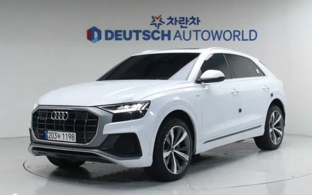더뉴그랜드스타렉스 중고차 Q8 50 TDI 콰트로 프리미엄 매물 사진 1 - 2022/01 57,736km